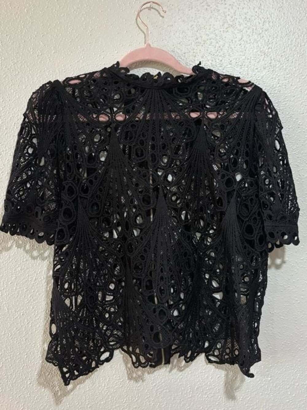 Boutique Black Lace Crochet Cropped Top – One Size